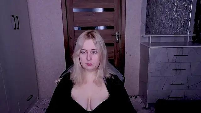 Kristy-Max online show from 03/23/26, 08:03