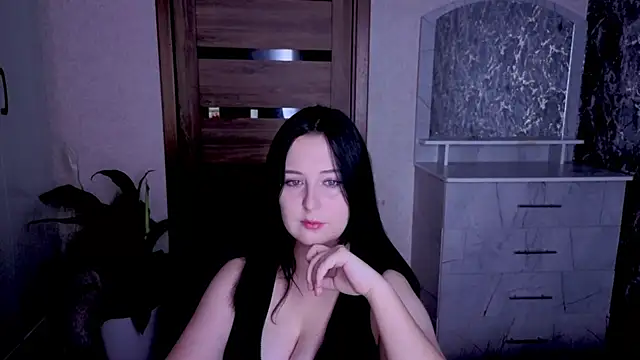 Snapshot of Kristy-Max chatting on 07/15/26, 08:49 Kristy-Max online show from 07/15/26, 08:49