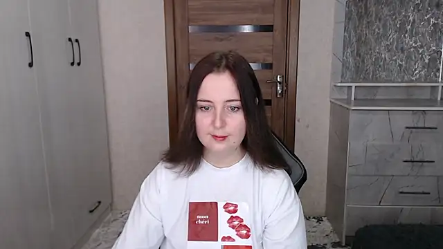 Kristy-Max online show from 11/21/25, 06:23