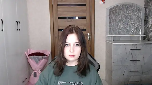 Kristy-Max online show from 11/05/25, 09:07