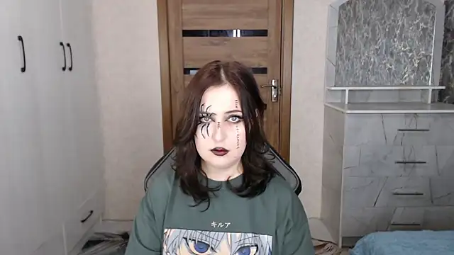 Kristy-Max online show from 10/30/25, 08:39