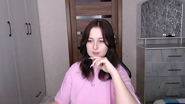 Kristy-Max online show from 12/15/25, 11:31