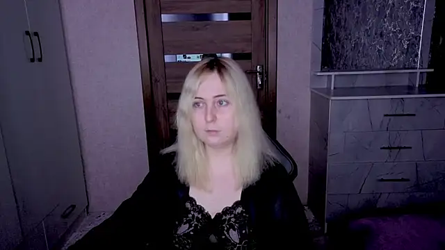 Kristy-Max online show from 04/23/26, 07:59