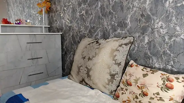 Kristy-Max online show from 10/03/25, 09:27