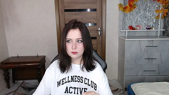 Kristy-Max online show from 10/11/25, 05:36