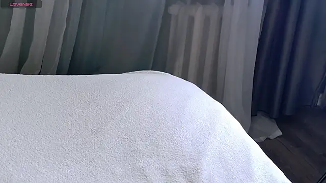 SunnyRisha online show from 10/06/25, 05:19