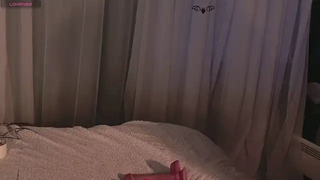 SunnyRisha online show from 10/28/25, 05:18