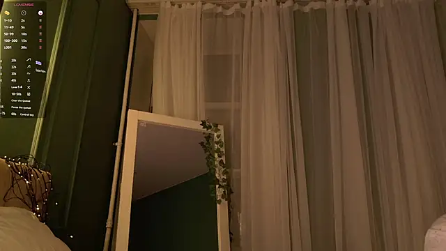 SunnyRisha online show from 11/17/25, 05:11