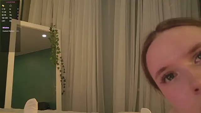 SunnyRisha online show from 11/15/25, 05:11