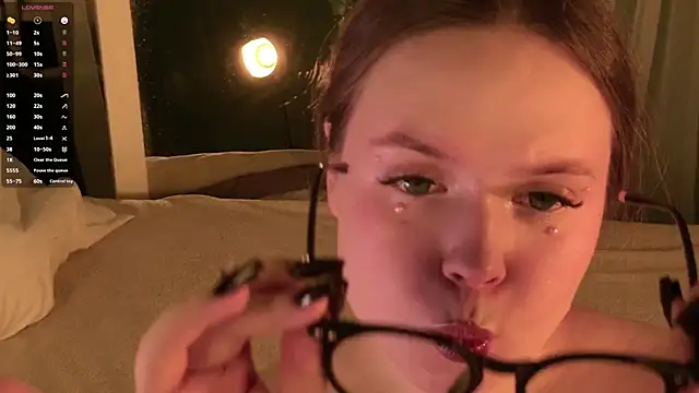 SunnyRisha online show from 12/03/25, 05:19