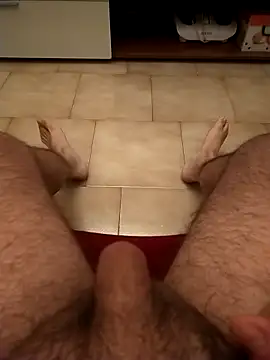 Snapshot of user_662 chatting on 11/24/25, 01:11 user 662 online show from 11/24/25, 01:11