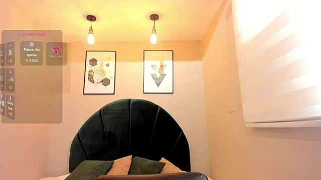  EmilyJireh  online show from 07/03/26, 04:35