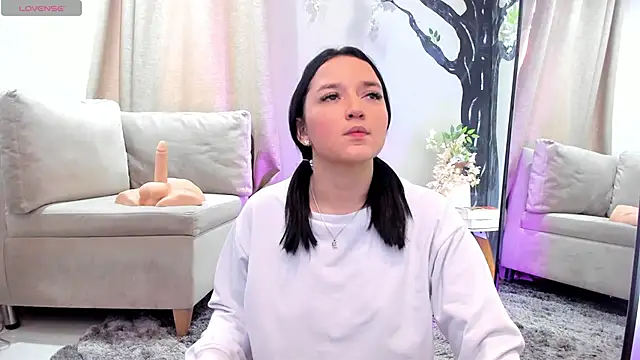  EmilyJireh  online show from 03/15/26, 12:01