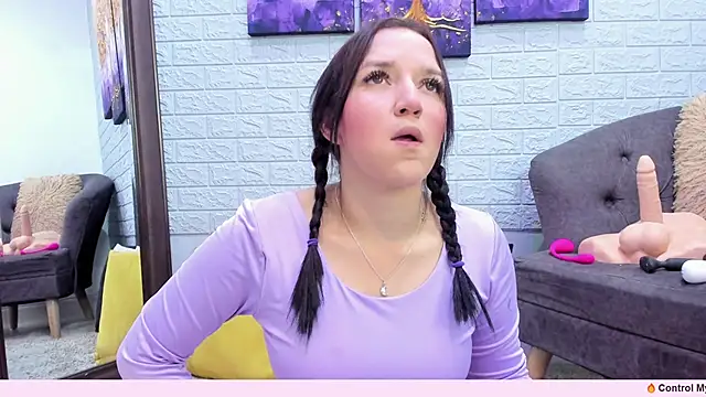  EmilyJireh  online show from 11/07/25, 07:29