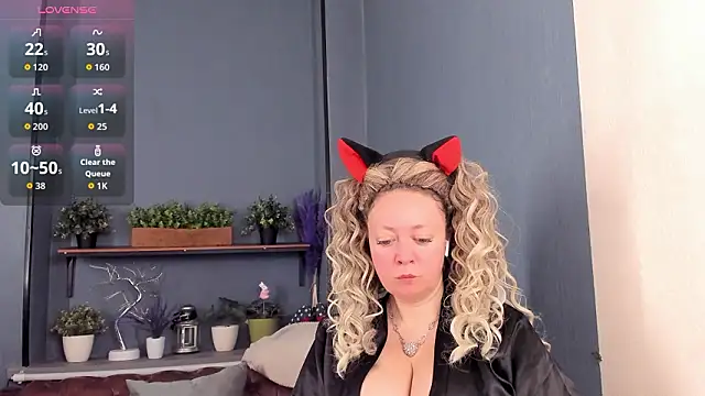 JesiaFoxi online show from 03/23/26, 12:49