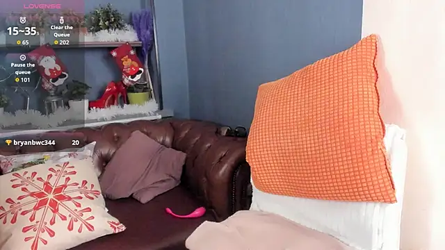 JesiaFoxi online show from 01/12/26, 12:23