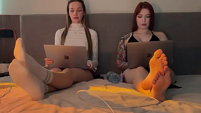 Snapshot of urmissalice chatting on 04/08/26, 02:18 urmissalice online show from 04/08/26, 02:18