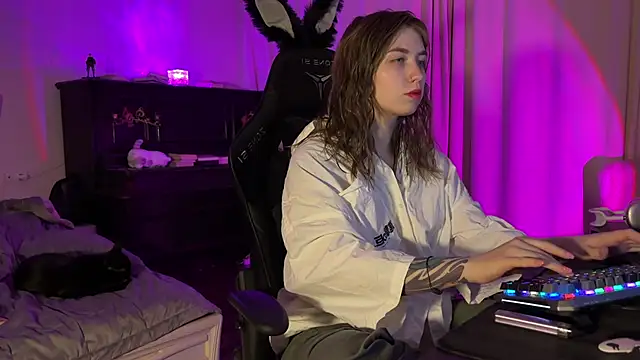 urmissalice online show from 03/03/25, 12:34