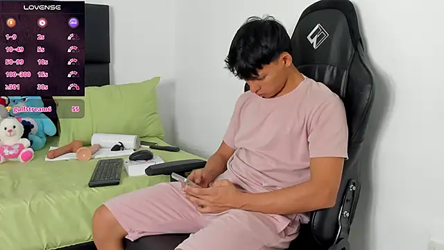 Tonny twink  online show from 03/14/26, 01:44