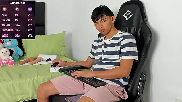 Tonny twink  online show from 03/13/26, 10:53