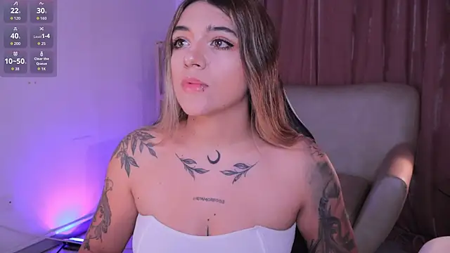 ashleyvalirya online show from 11/07/25, 04:06