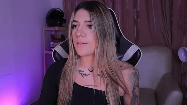 ashleyvalirya online show from 11/14/25, 03:54