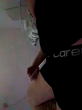 Snapshot of 0777edi chatting on 11/03/25, 06:11 0777edi online show from 11/03/25, 06:11