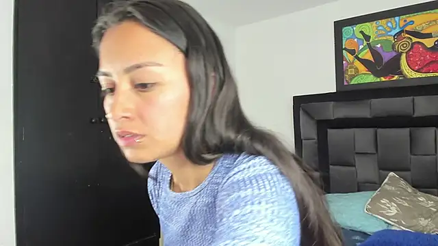 Snapshot of tatiana_valencia chatting on 02/25/25, 03:42 tatiana valencia online show from 02/25/25, 03:42