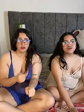 Snapshot of maddie-and-chelsea- chatting on 02/22/26, 07:37 maddie-and-chelsea- online show from 02/22/26, 07:37