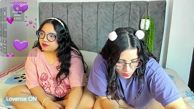 maddie-and-chelsea- online show from 03/16/26, 08:51