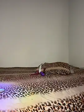 xMirana  online show from 01/06/26, 09:46