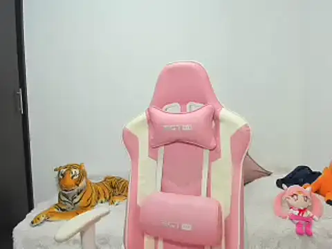 saori 9b online show from 02/02/25, 06:42