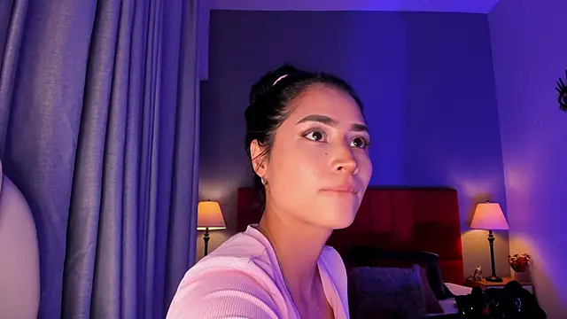 Giovanna oliveira online show from 10/25/25, 06:01