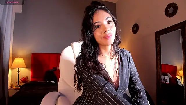 Snapshot of Giovanna_oliveira chatting on 06/25/26, 05:34 Giovanna oliveira online show from 06/25/26, 05:34