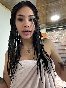 Snapshot of Giovanna_oliveira chatting on 06/15/26, 02:34 Giovanna oliveira online show from 06/15/26, 02:34