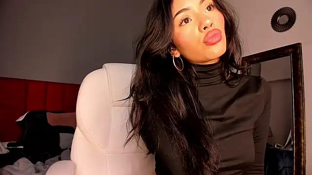 Giovanna oliveira online show from 03/13/26, 05:45