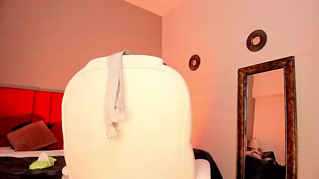 Giovanna oliveira online show from 02/04/26, 05:35