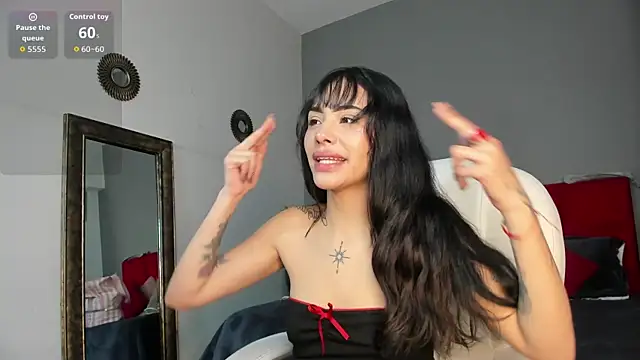 Giovanna oliveira online show from 04/05/26, 11:00