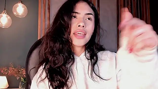 Giovanna oliveira online show from 02/26/26, 05:07