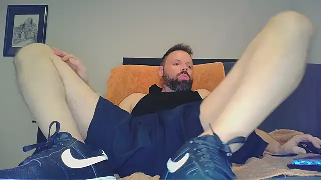 ExposureMakesMeHard online show from 05/29/26, 01:22