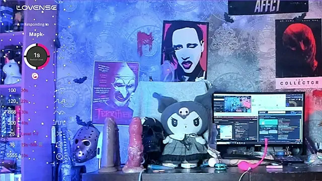 Snapshot of KuromiRacer_ chatting on 09/10/25, 12:20 KuromiRacer online show from 09/10/25, 12:20