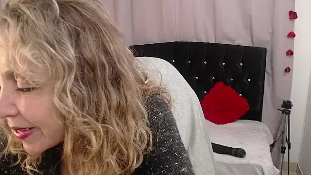 Afrodita sg online show from 04/15/26, 08:42