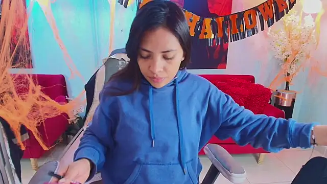 Rousse land online show from 10/31/25, 12:46