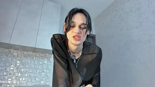 Snapshot of CHERLYBAY chatting on 01/15/26, 07:39 CHERLYBAY online show from 01/15/26, 07:39