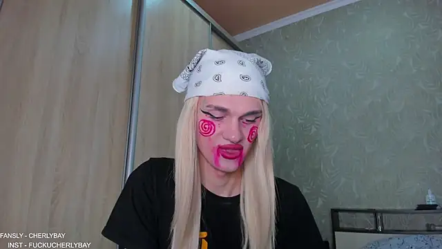 CHERLYBAY online show from 10/31/25, 08:16