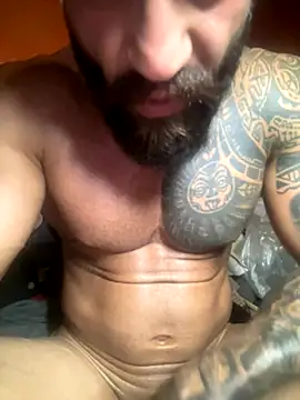 Snapshot of moody1996- chatting on 11/02/25, 03:44 moody1996- online show from 11/02/25, 03:44