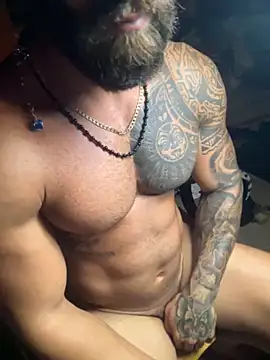 Snapshot of moody1996- chatting on 10/15/25, 04:22 moody1996- online show from 10/15/25, 04:22