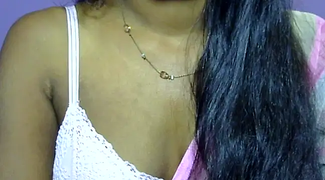 Snapshot of purple_69 chatting on 03/05/25, 12:33 purple 69 online show from 03/05/25, 12:33
