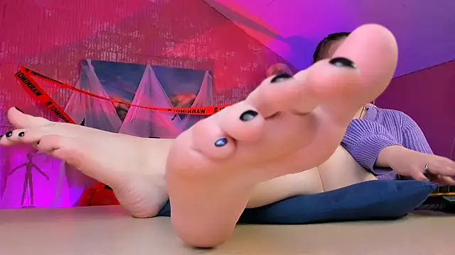 footfetish baby online show from 10/28/25, 04:28