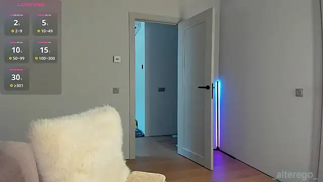  cometoseeme  online show from 02/15/26, 07:09